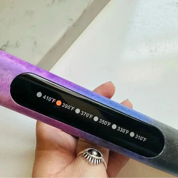 CHI 1” Digital Ceramic Hair Styling Iron - Picture 5 of 6